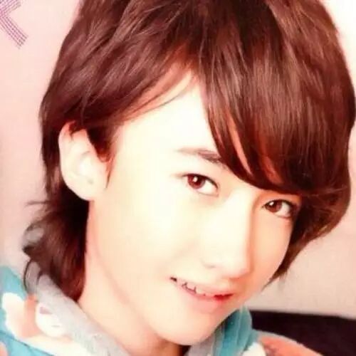 明星生日汇  叶成龙,他有中国血统,他是杰尼斯的未来之星