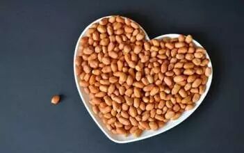 听说啊,怀孕吃坚果,宝宝出生会聪明,真的吗?-怀孕期