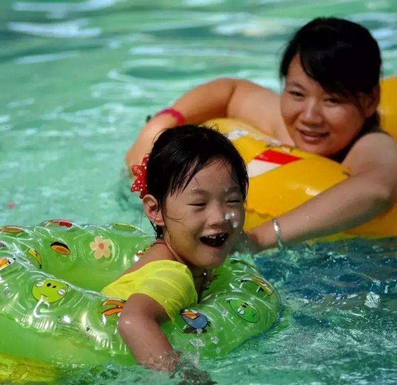 金丰&middot;未来水世界提醒您夏天到了!