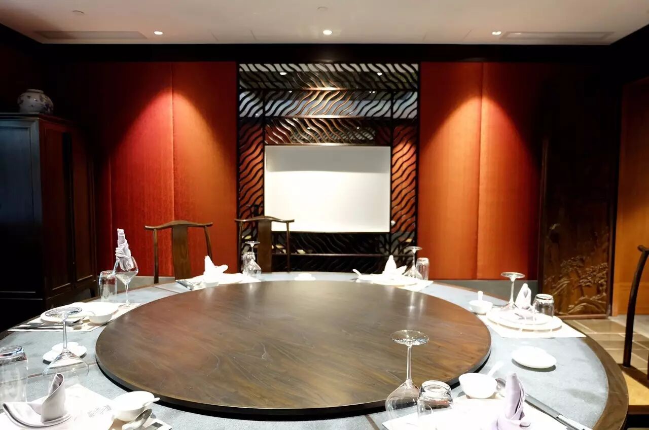 给新人的话：如何选择一个完美的婚礼场地？