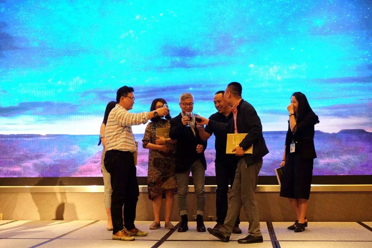 西顿·巴赫之夜正式开启，巴赫Ⅲ隆重登场！