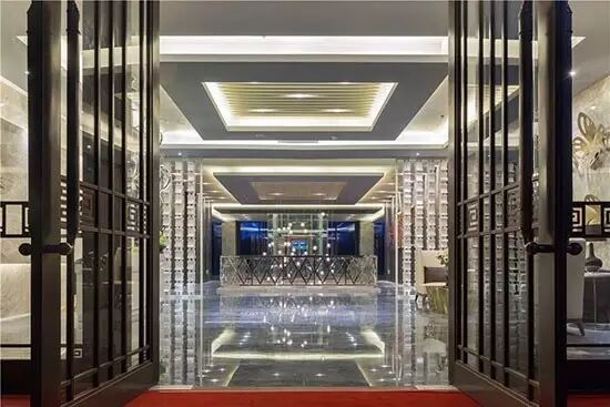 如何用灯光打造一个比《私人订制》更私人订制的地方？