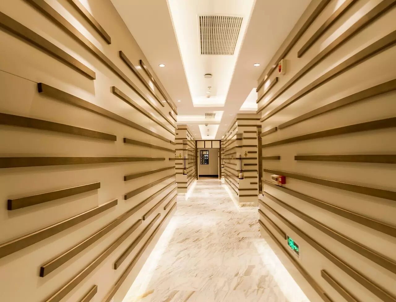 如何用灯光打造一个比《私人订制》更私人订制的地方？