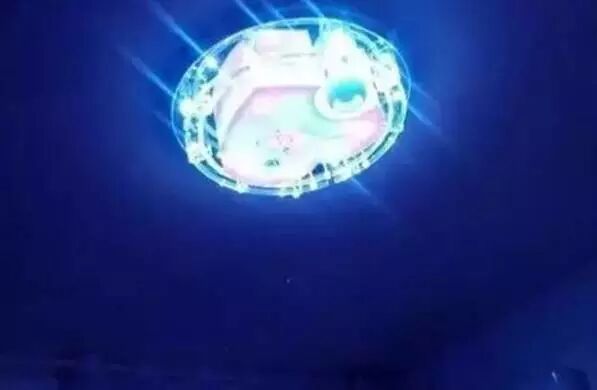 这是一篇逼疯设计师的文章！你家灯光咋能这么装？