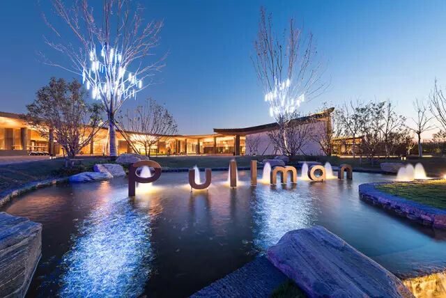 开封有个铂尔曼，用灯光为你说历史