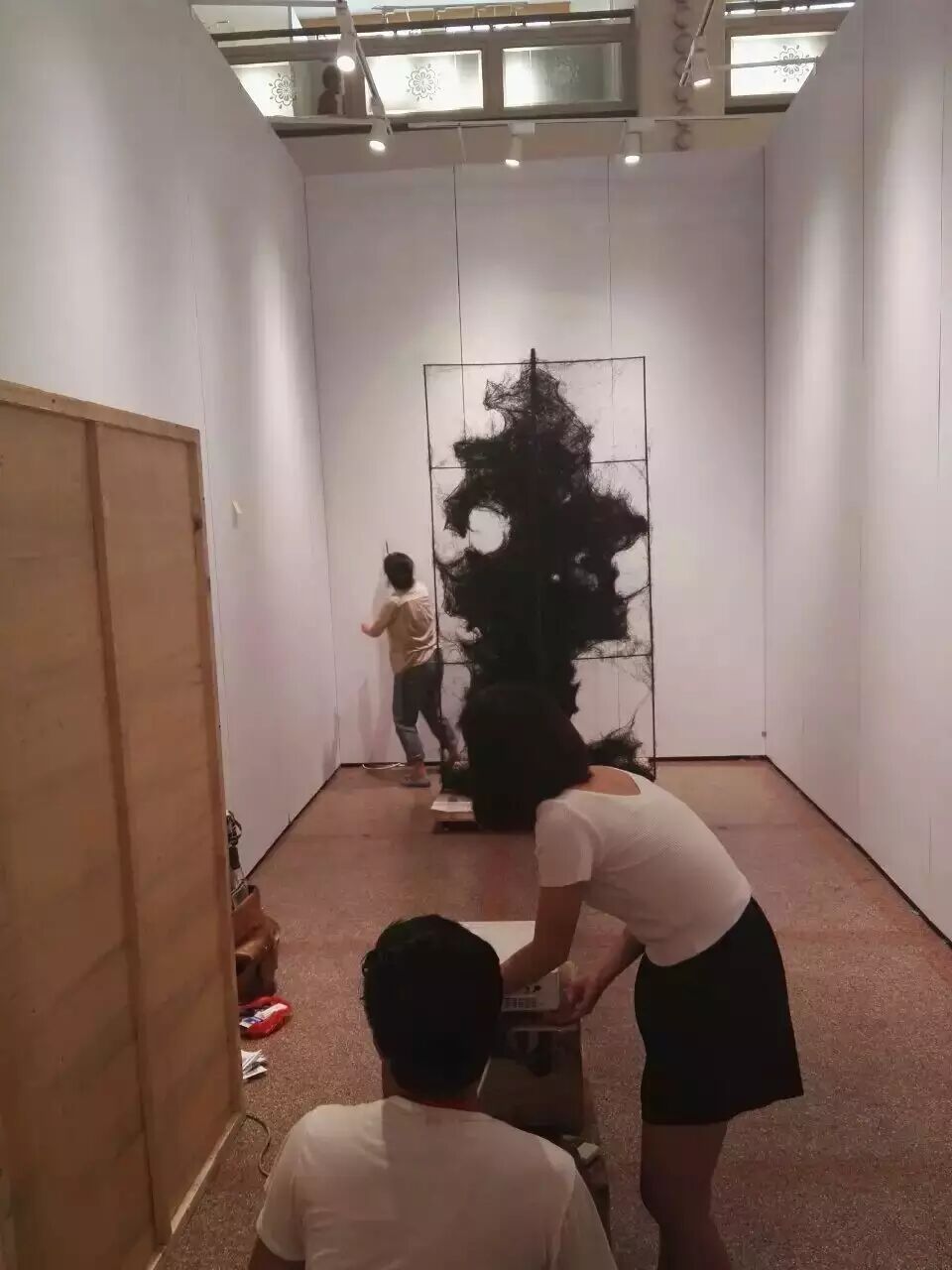 灯光与艺术的碰撞：2016上海青年艺术博览会正式开幕！