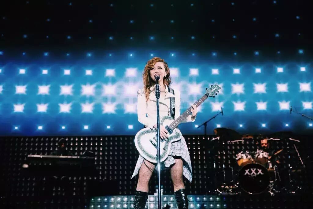 唱功第一衣品第二,邓紫棋永远走不出的怪圈儿!