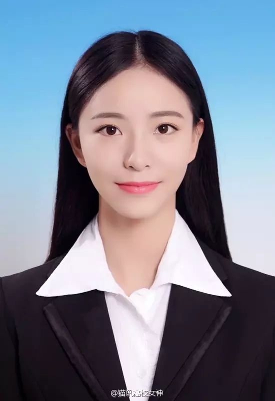 政法大学女神赵孟寒，这可能是颜值最高的法律人。