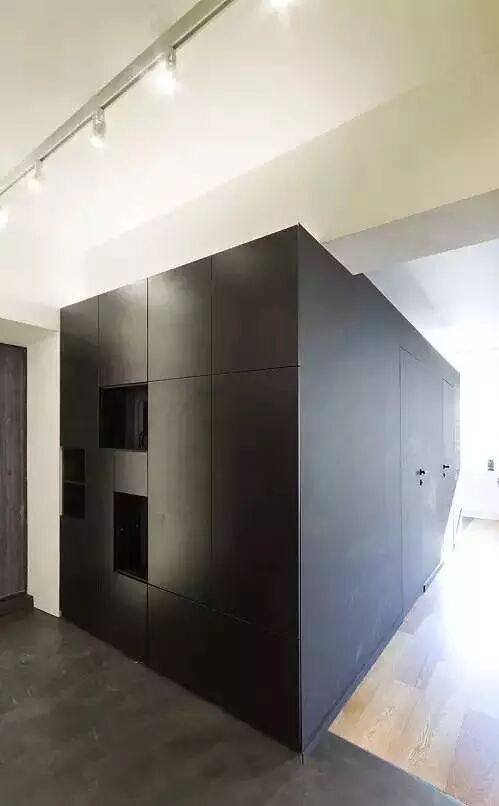 谁说小户型住宅里不能做游乐场，看这个俄罗斯设计师怎么做到的！