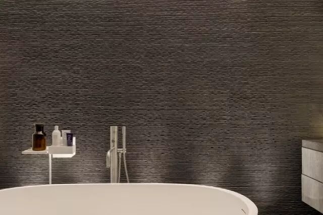 这是一个定制的公寓，讲述着两位主人的人生。