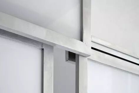 工业风中的新艺术，斯洛文尼亚公寓设计！