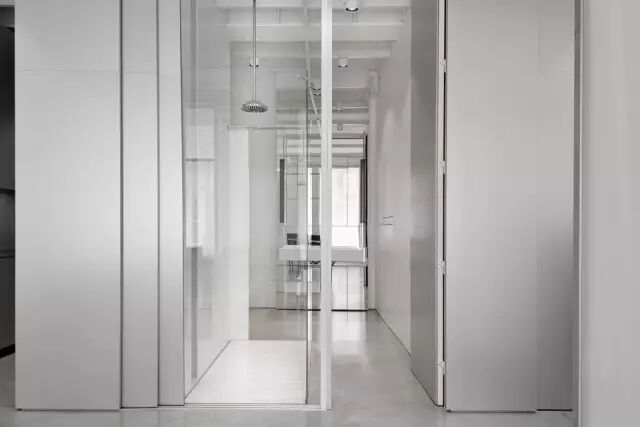 工业风中的新艺术，斯洛文尼亚公寓设计！