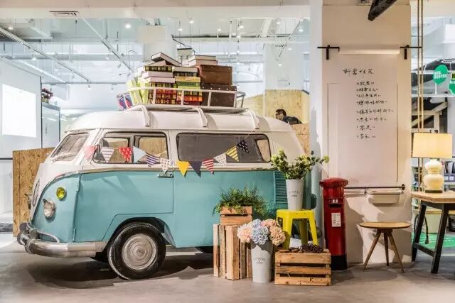 办公总部里的创意“市集”！