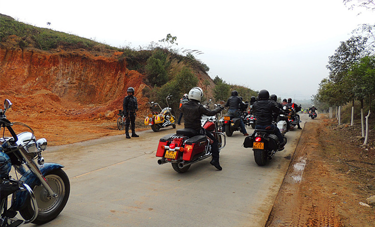 平乐渣男撞人不管 两小时后还返回现场抛尸！243 / 作者:奇葩处处有 / 帖子ID:106248
