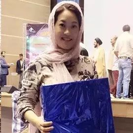 名气超越李小龙?中国女博士成了伊朗大明星