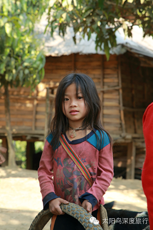 [转载]【深度东南亚】探访老挝南塔“露奶族”村寨