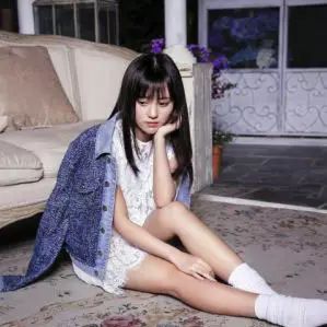 这个四千年一遇的美少女,出道就敢叫板 Angelababy?