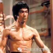 揭中国武打明星排名:李小龙竟打不过此人