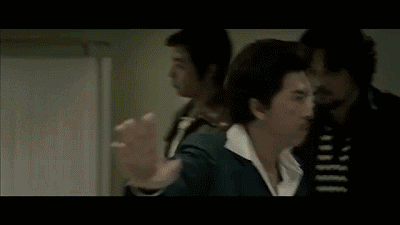 前几天看了王晶执导,刘德华和甄子丹主演的影片《追龙》,这部港味