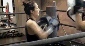 又复合了！她被曝花百万设局曝老公出轨，逼情妇道歉退圈，却被力捧…