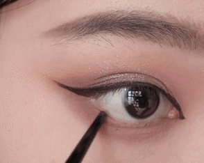 cr:b站@little硕子78kiss me防水眼线液笔78价格:88元链接:ovtk