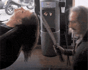 去哪儿找真正的好手艺好店铺? 点评app有一个 专门让你变美的频道!