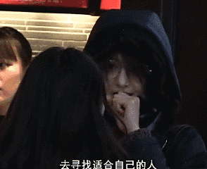 郑爽街边哭泣,因为胡彦斌与美女唱k?爽爸居然这么回应