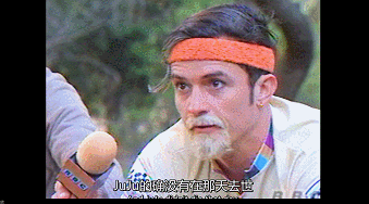是一个肌肉男