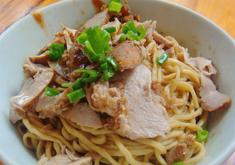 飘香小吃爱西干面 春卷朥饺炒粿粿汁