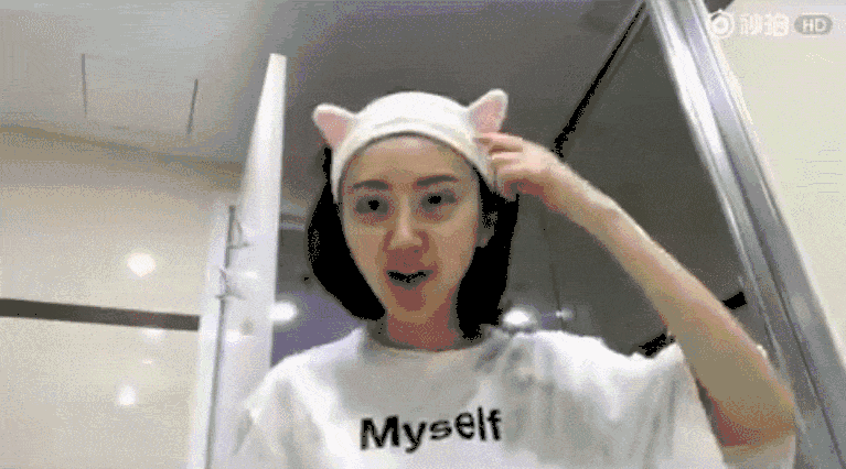 推荐理由:少女心的猫耳朵设计十分软萌可爱,松紧度刚刚好能将碎发