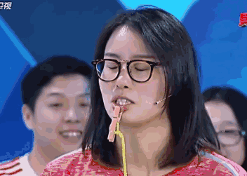 傅园慧被娱乐圈宠上天了,颜艺好接梗快综艺邀请一个接