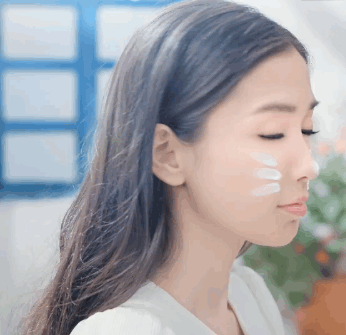 Baby被曝怀孕超3月,穿平底鞋要人扶,每月上海会老公,黄晓明当爸只差公布?-怀孕期