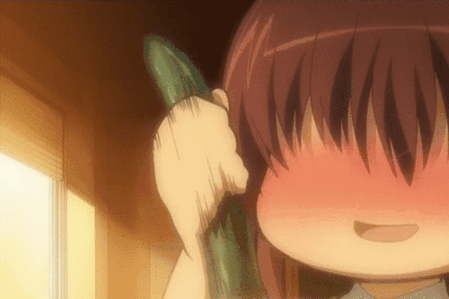 首 先 将 脸 洗 净 取 鸡 蛋 四 分 之 一 蛋 清 蛋 黄 均 匀 涂 在