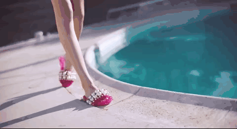 Prada & Miu Miu桀骜难驯的风格，就是缪西娅·普拉达本人