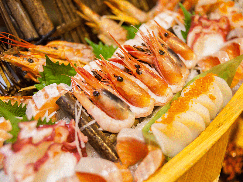 话不多说,跟吉兆君一起来从船头吃到船尾