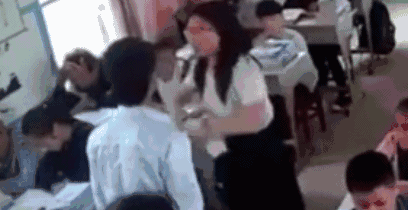 你舍不得教育孩子，社会会替你狠狠教育他