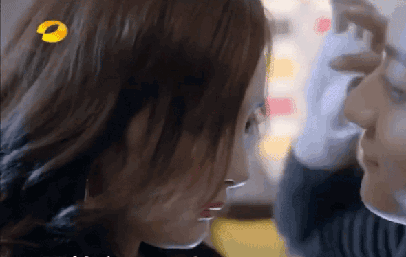 590_374gif 动态图 动图