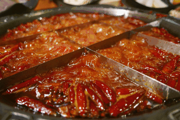 1、巴辣巴火時(shí)尚火鍋