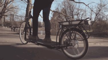 刷爆国外的黑科技！自行车上居然能走路？