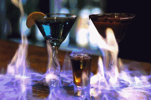 世界名种葡萄免费吃千人水球嗨趴等你来燥第三届夏日葡萄节玩high了