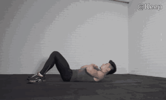 而我们从小做到大的仰卧起坐主要是大腿前侧肌肉和髂腰肌发力,当屈髋