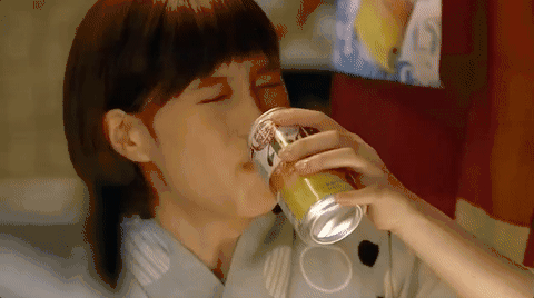 长泽雅美代言这款饮料12年,开罐便是夏天!