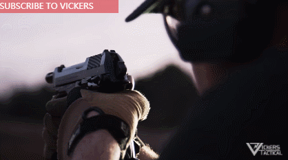 格洛克手枪真的可以像cs游戏里一样三连发吗?|军武问答