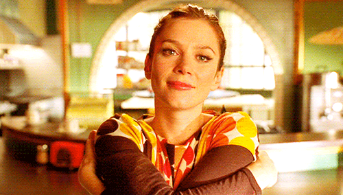 (抱抱自己 图片来自laughing gif)