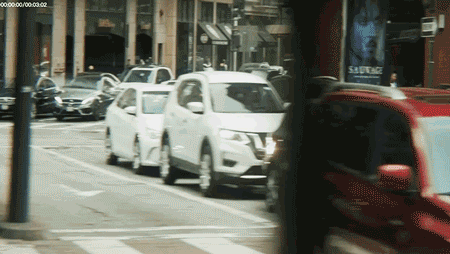 过去的六百天，这个年轻姑娘每天都住在别人家里