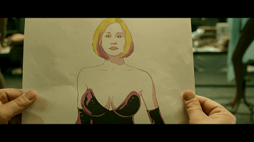 这部电影不止有美好的肉体,更有细思极恐的人生