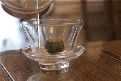 茶健康 | 对应的年纪，对应的茶!