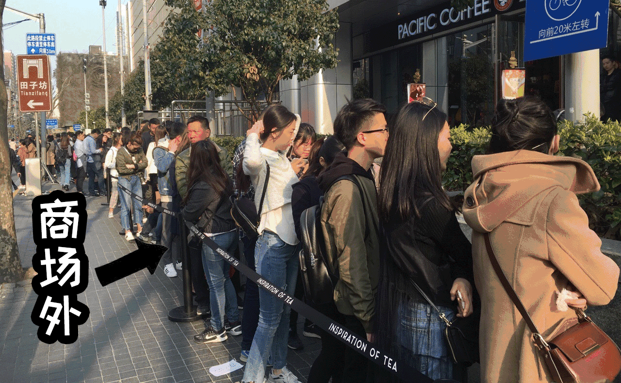 结棍排队n小时老牌网红店放大招了一个人排队还无效
