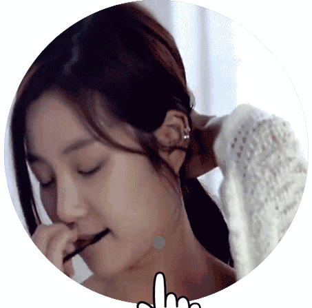 为生儿子怀孕8次,流产4次,嫁豪门17年被净身出户,如今70岁她羡煞旁人