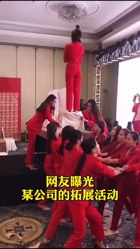 今日爆笑动态图67霸气侧漏